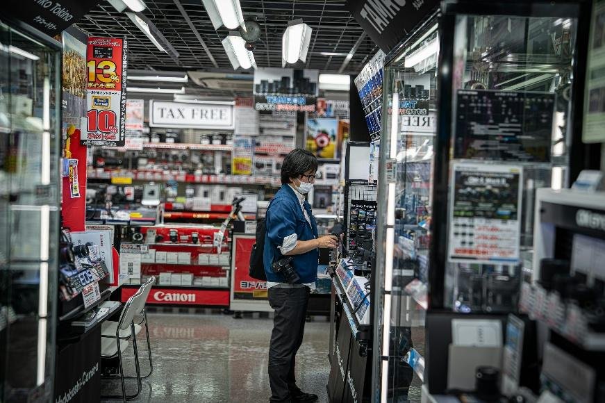 Customer checking home electronics at an electronics store in Fresno